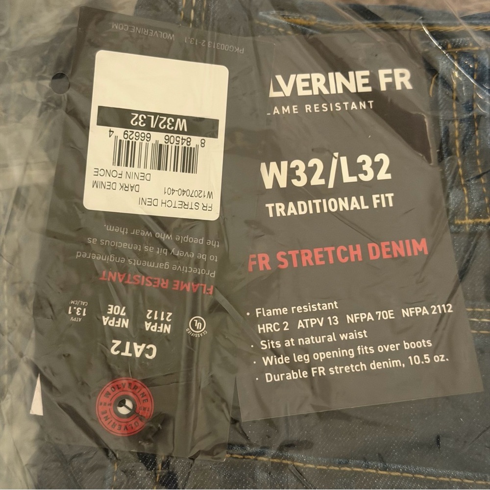 Wolverine FR Stretch Denim Jeans in Dark Blue - Picture 2 of 3
